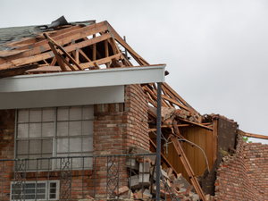 Des Moines roofing contractor